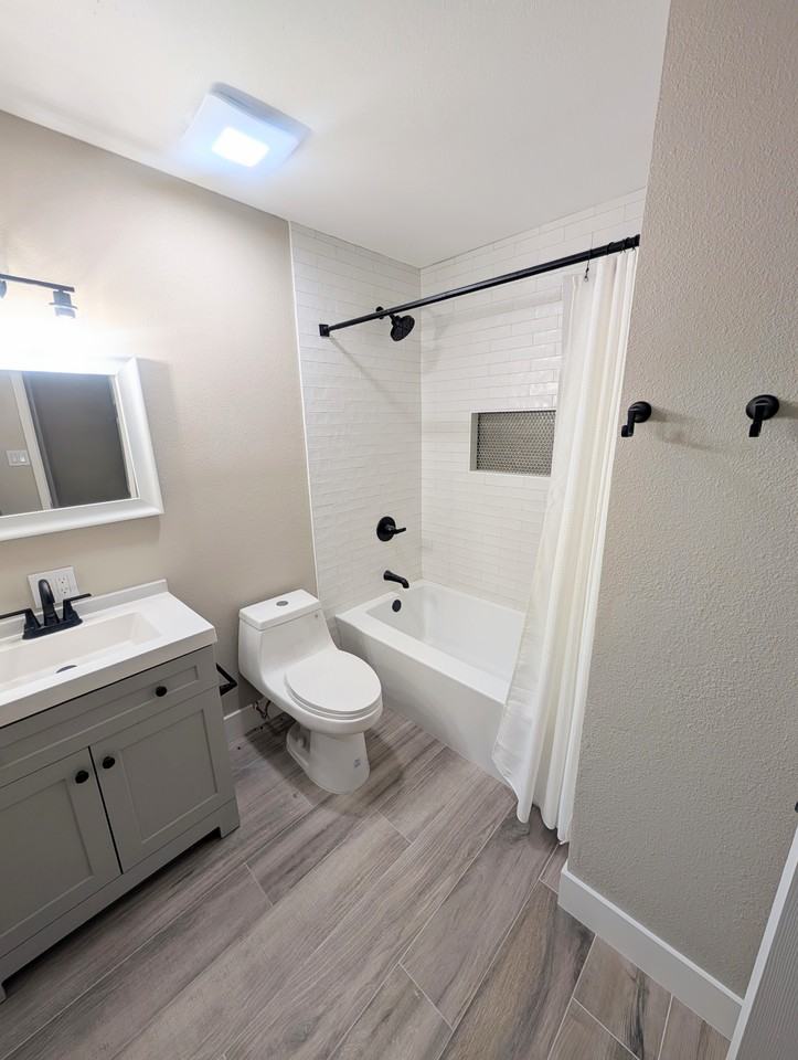 1503 E Del Rio Dr #NA - Photo 6 of 7