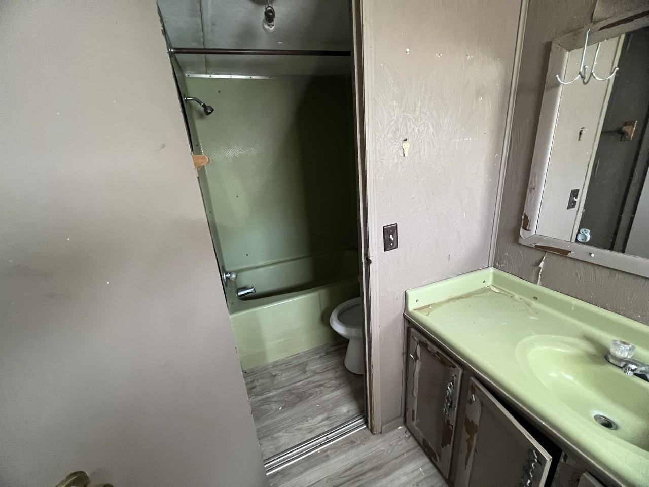 15 Theresa Ln #NA - Photo 6 of 10