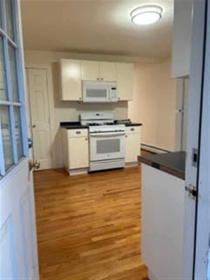 227 Albion St #2 - Photo 7 of 7