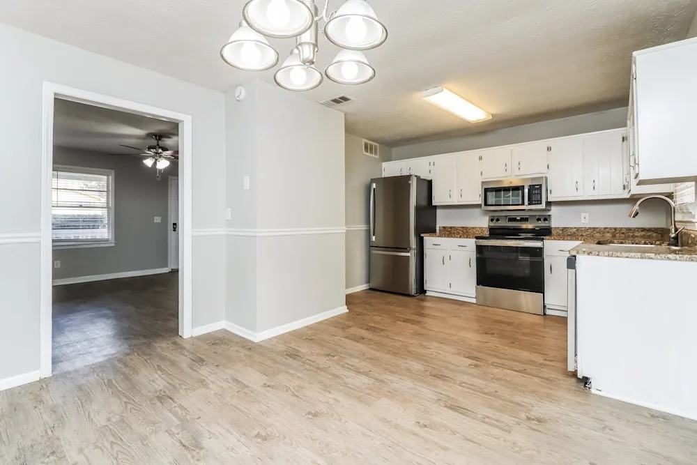 6568 Smiley Ave #NA - Photo 3 of 5