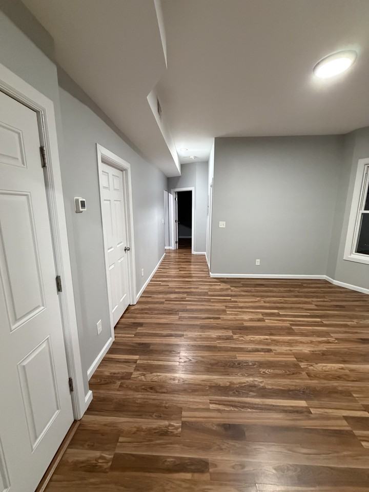 230 N Maple Ave #2ndFL - Photo 5 of 15