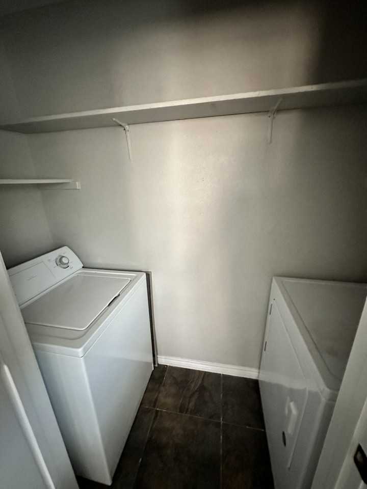 158 Valencia Dr #NA - Photo 5 of 10