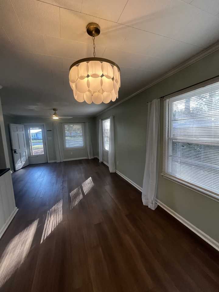 1605 Mcmillan Ave #NA - Photo 5 of 25