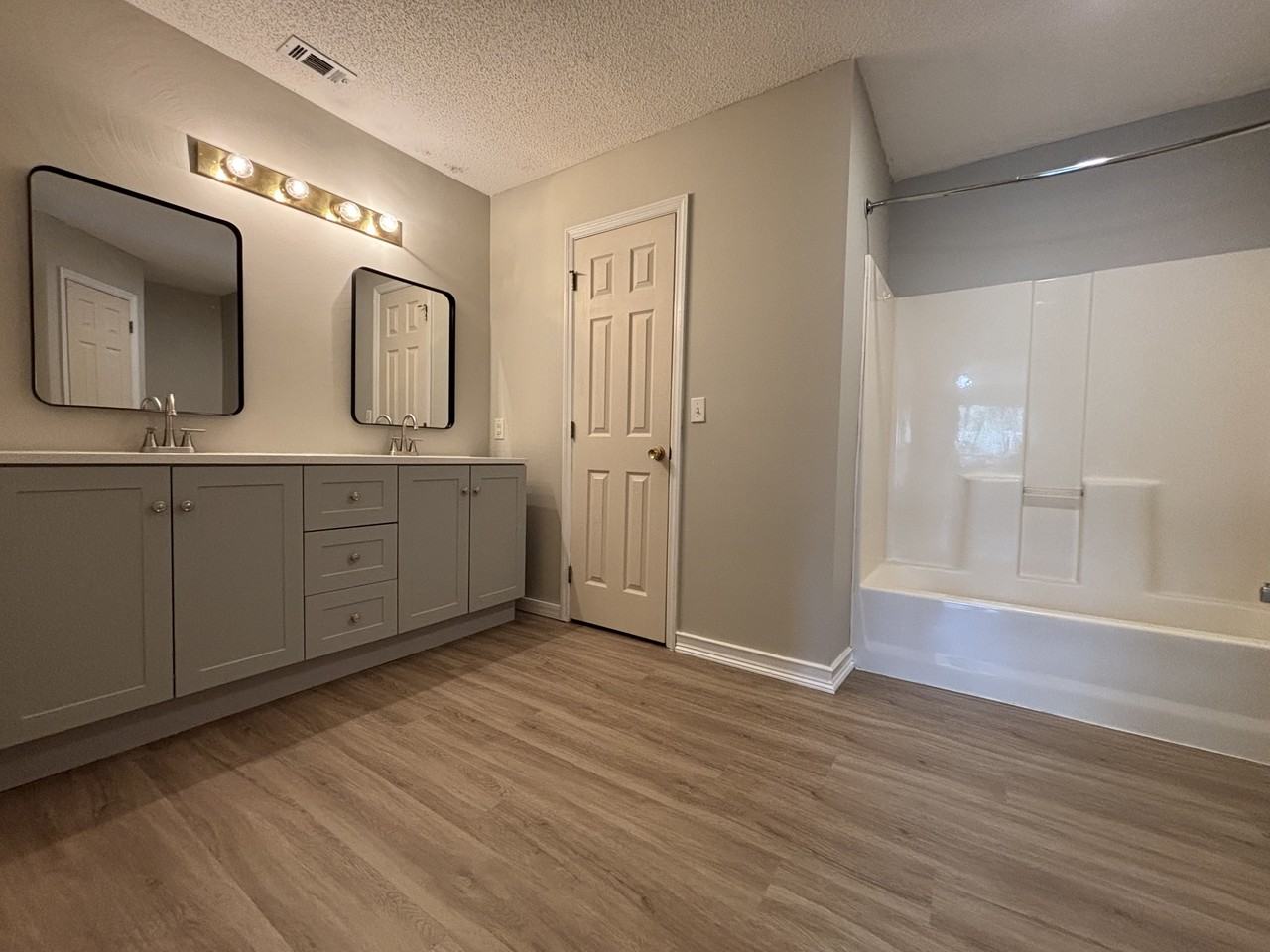 5 Saint Ives Pl #NA - Photo 5 of 14