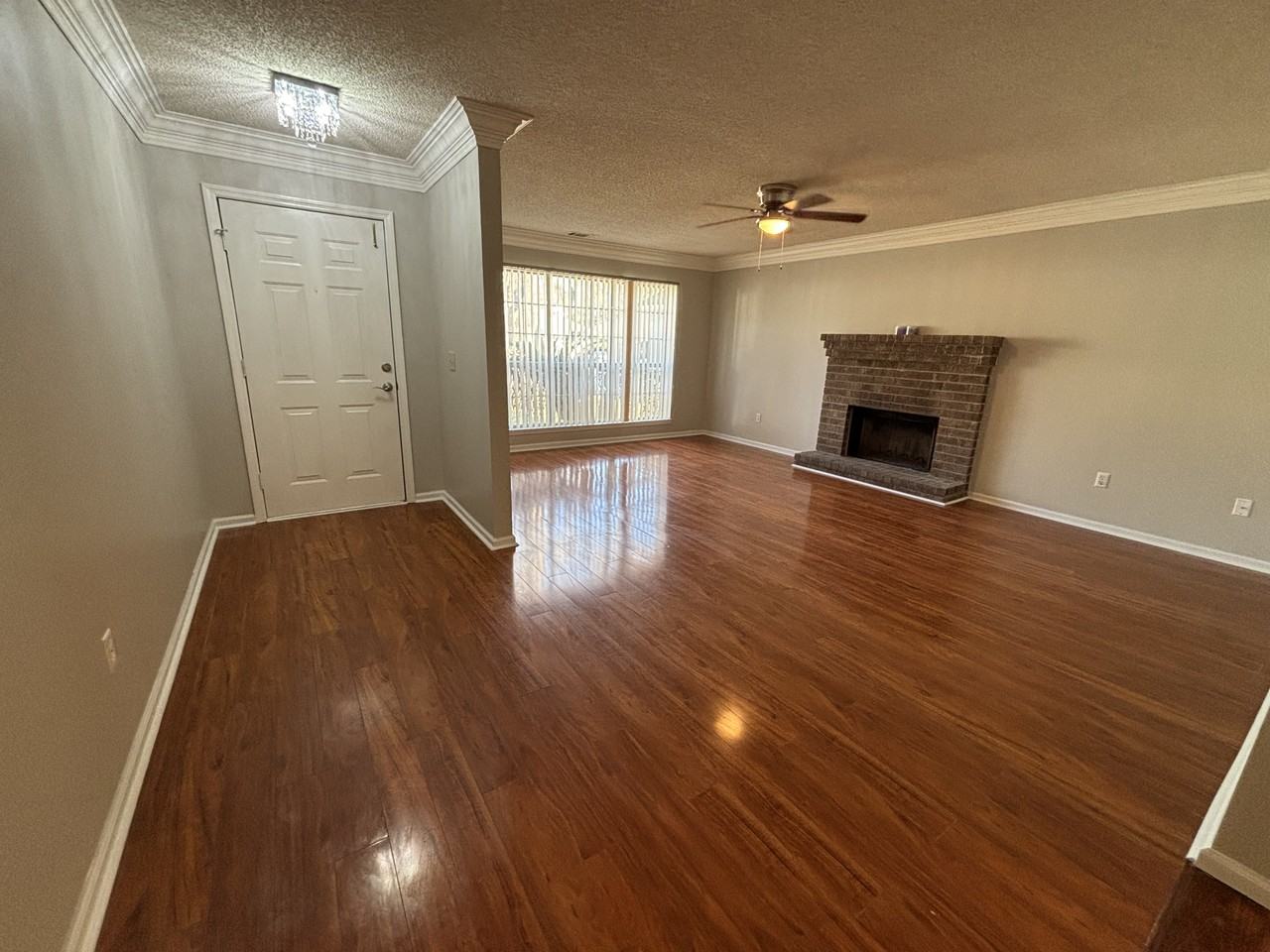 5 Saint Ives Pl #NA - Photo 7 of 14