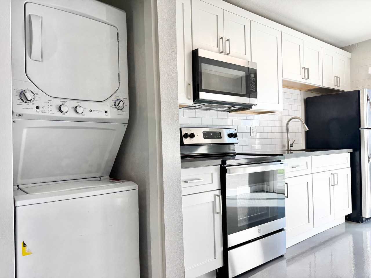 402 N 10th St #5 - Photo 4 of 22