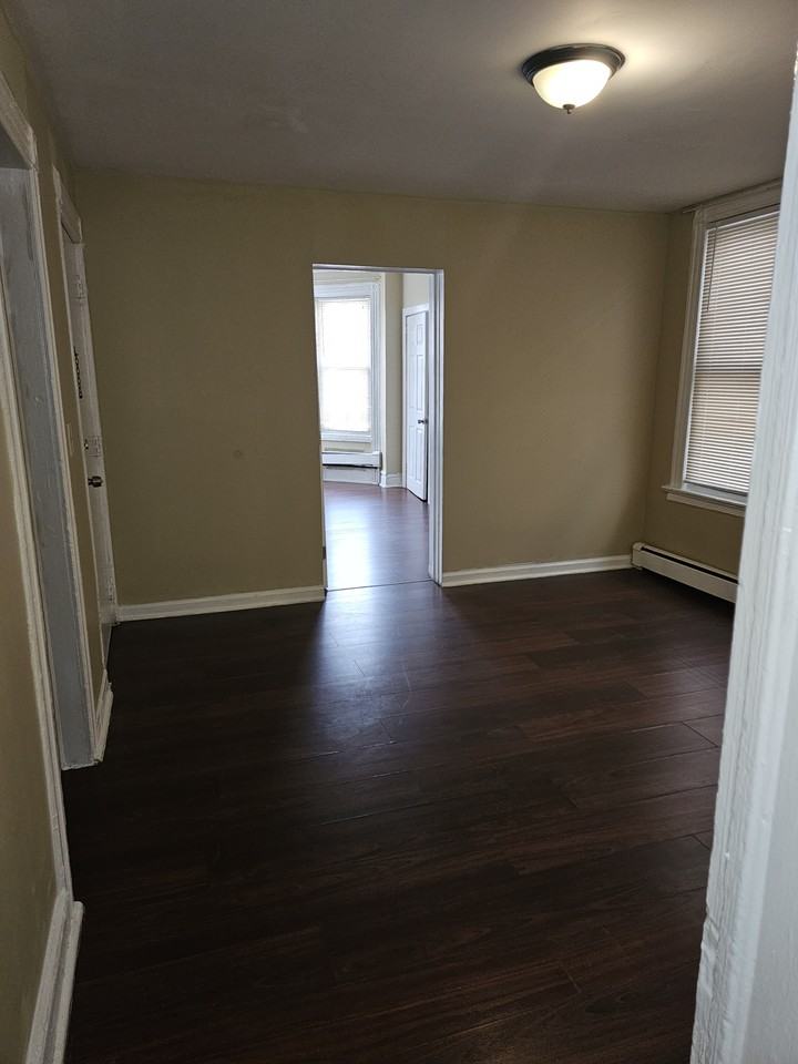 52 S 12th St #NA - Photo 4 of 7