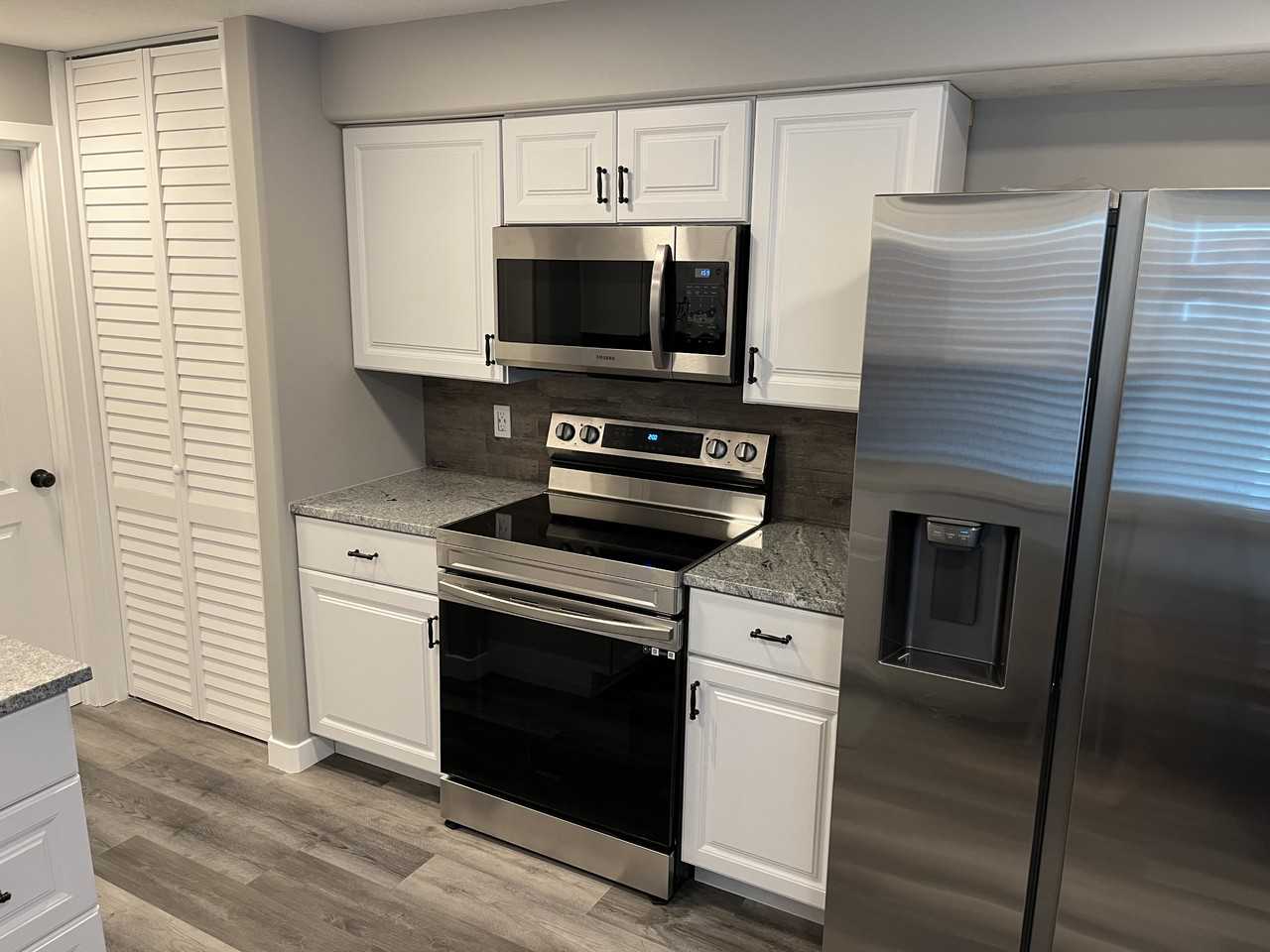 328 S 1150 E - Photo 5 of 14