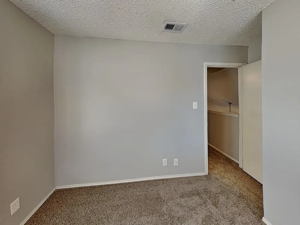 2808 Treeview Dr #NA - Photo 2 of 13