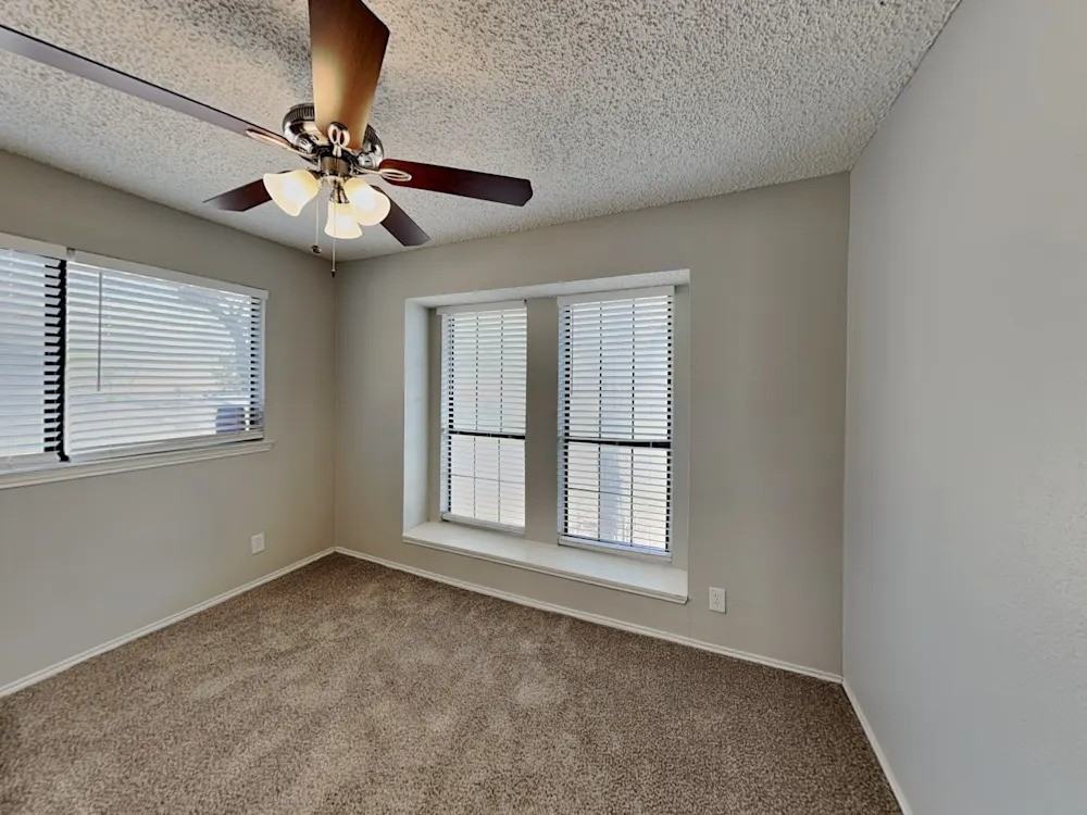 2808 Treeview Dr #NA - Photo 4 of 13