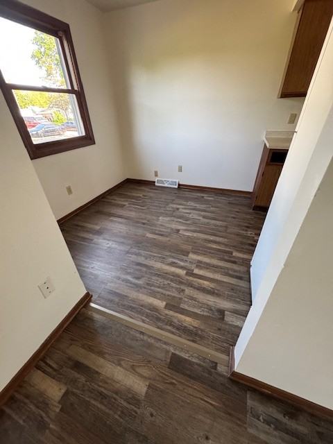 1618 Oak St #1618 - Photo 2 of 6