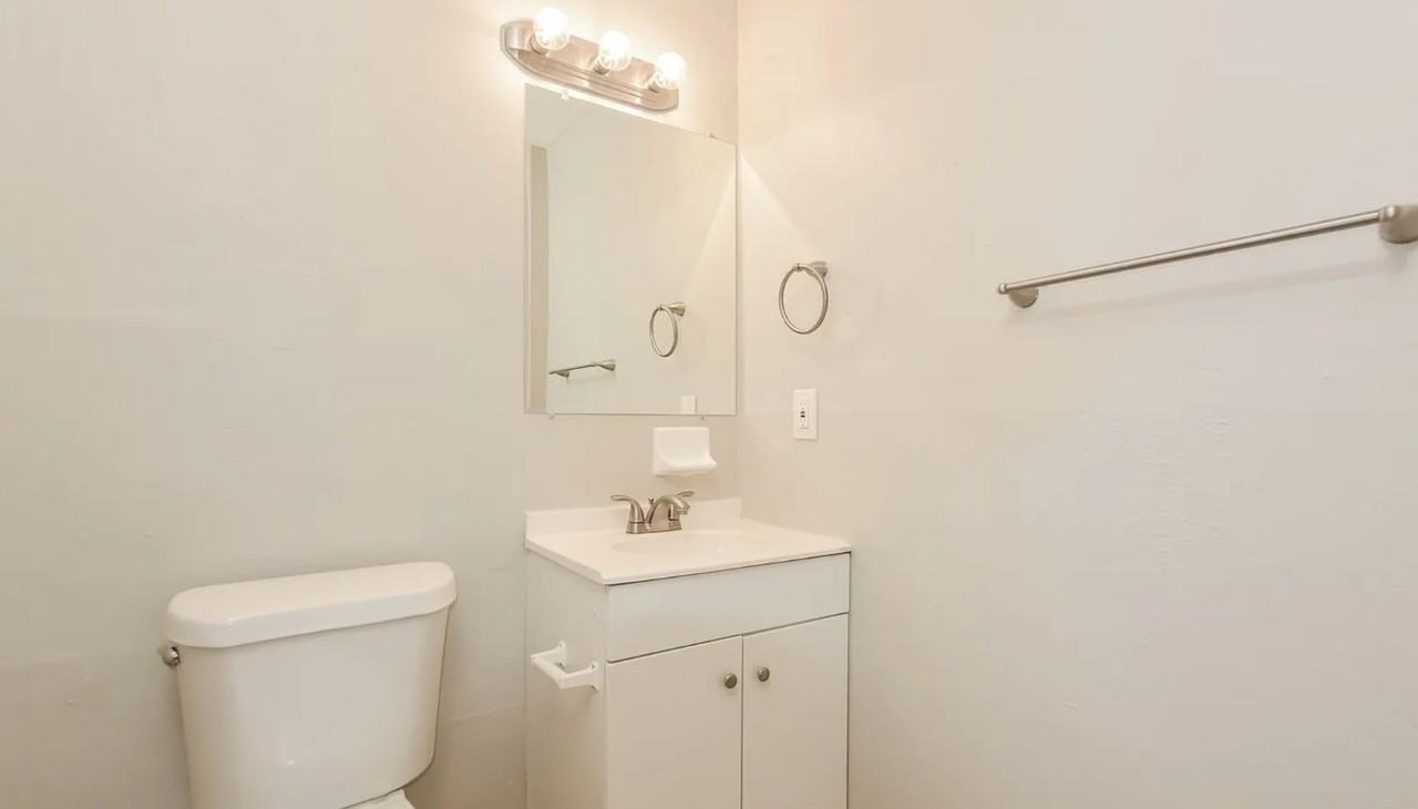 4832 Elese St #NA - Photo 7 of 12