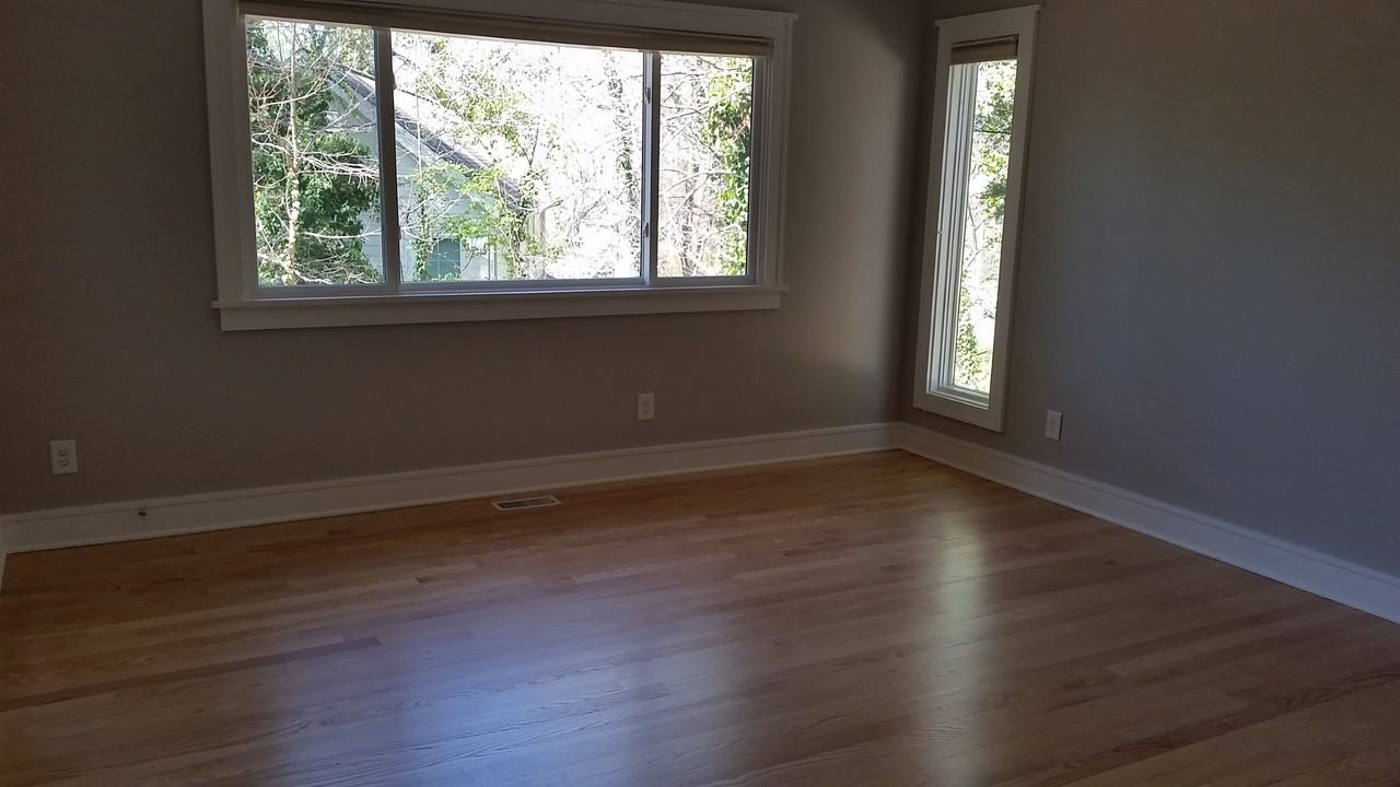 505 Coolidge St Apt D #NA - Photo 6 of 25