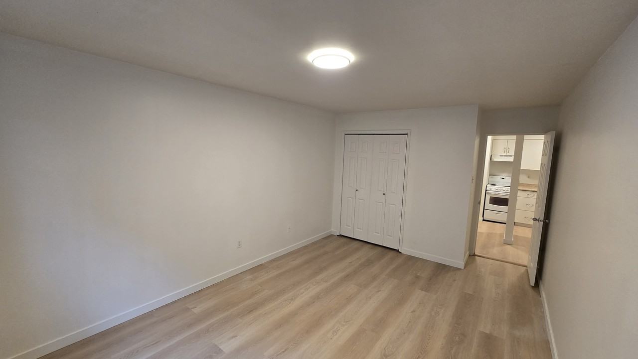 1215 Saint Georges Avenue #105 - Photo 4 of 11