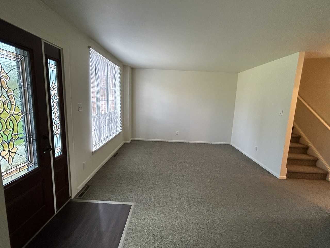 4 Montgomery Village Ln #4 - Photo 3 of 20