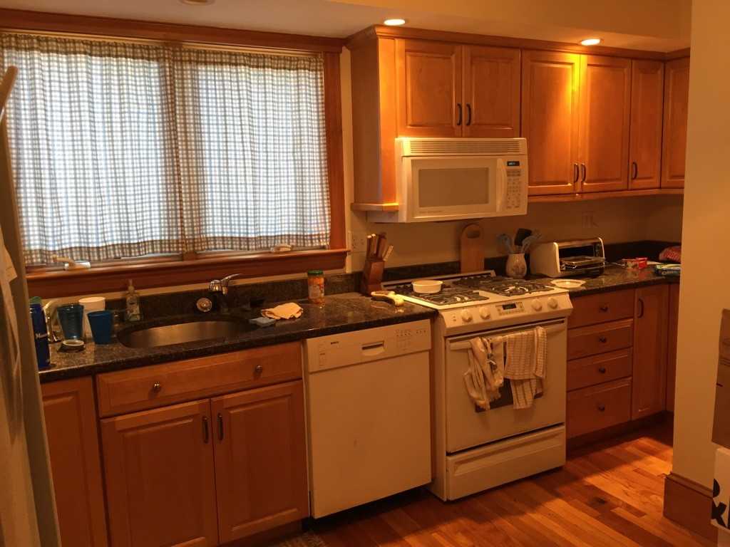 20 Templeton Pkwy #20 - Photo 6 of 10