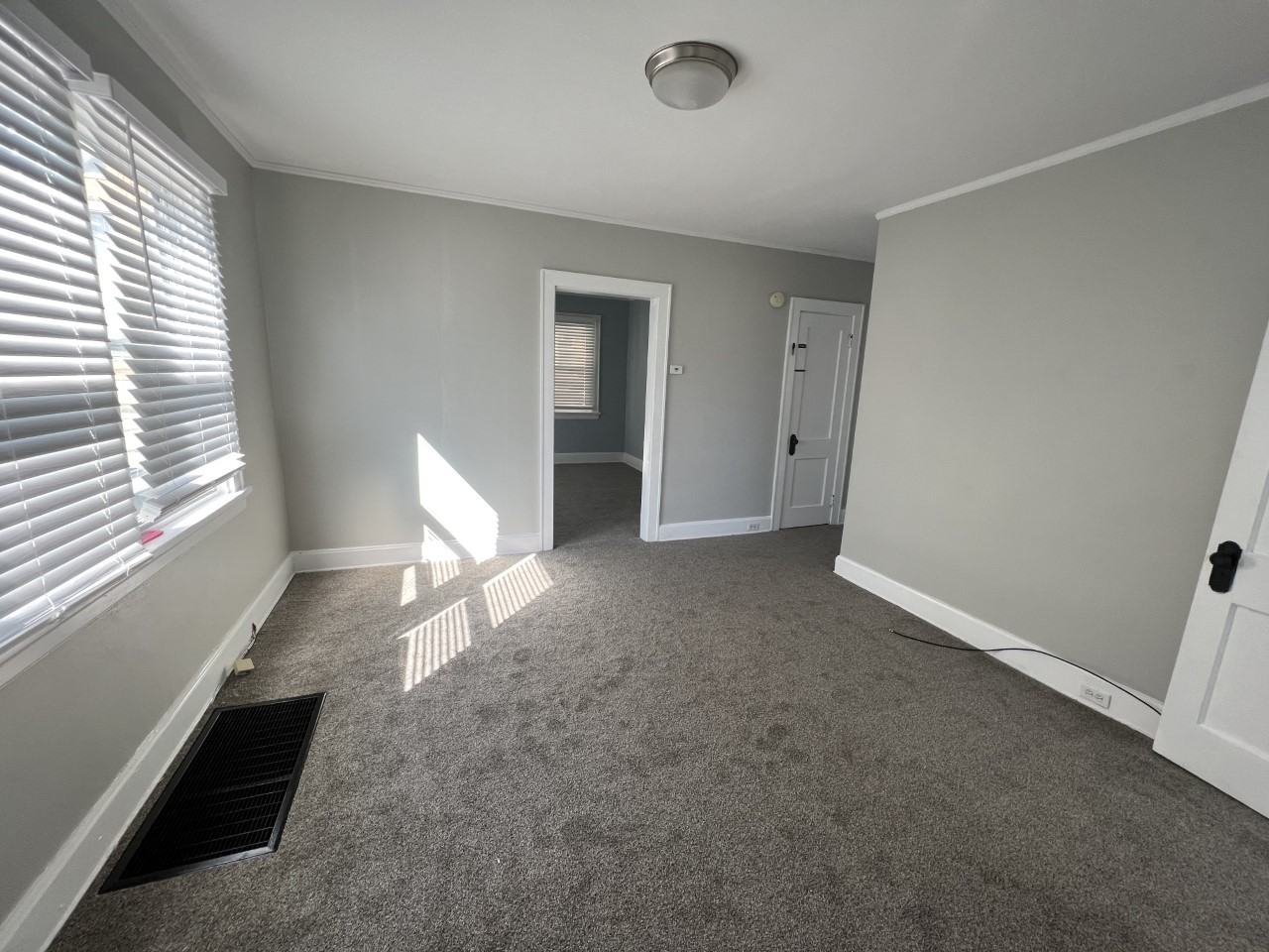 2711 Robertson Ave #1 - Photo 6 of 15