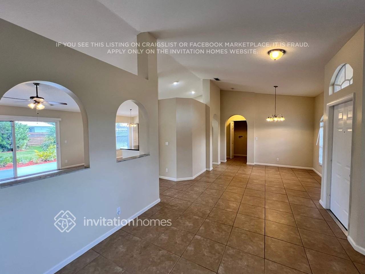 2133 Sw Pruitt St - Photo 3 of 18