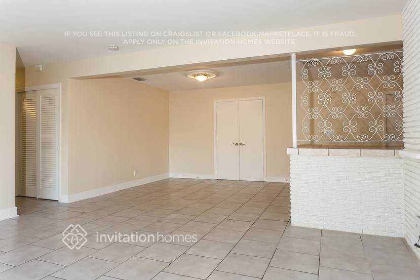 533 W Dayton Cir - Photo 5 of 13