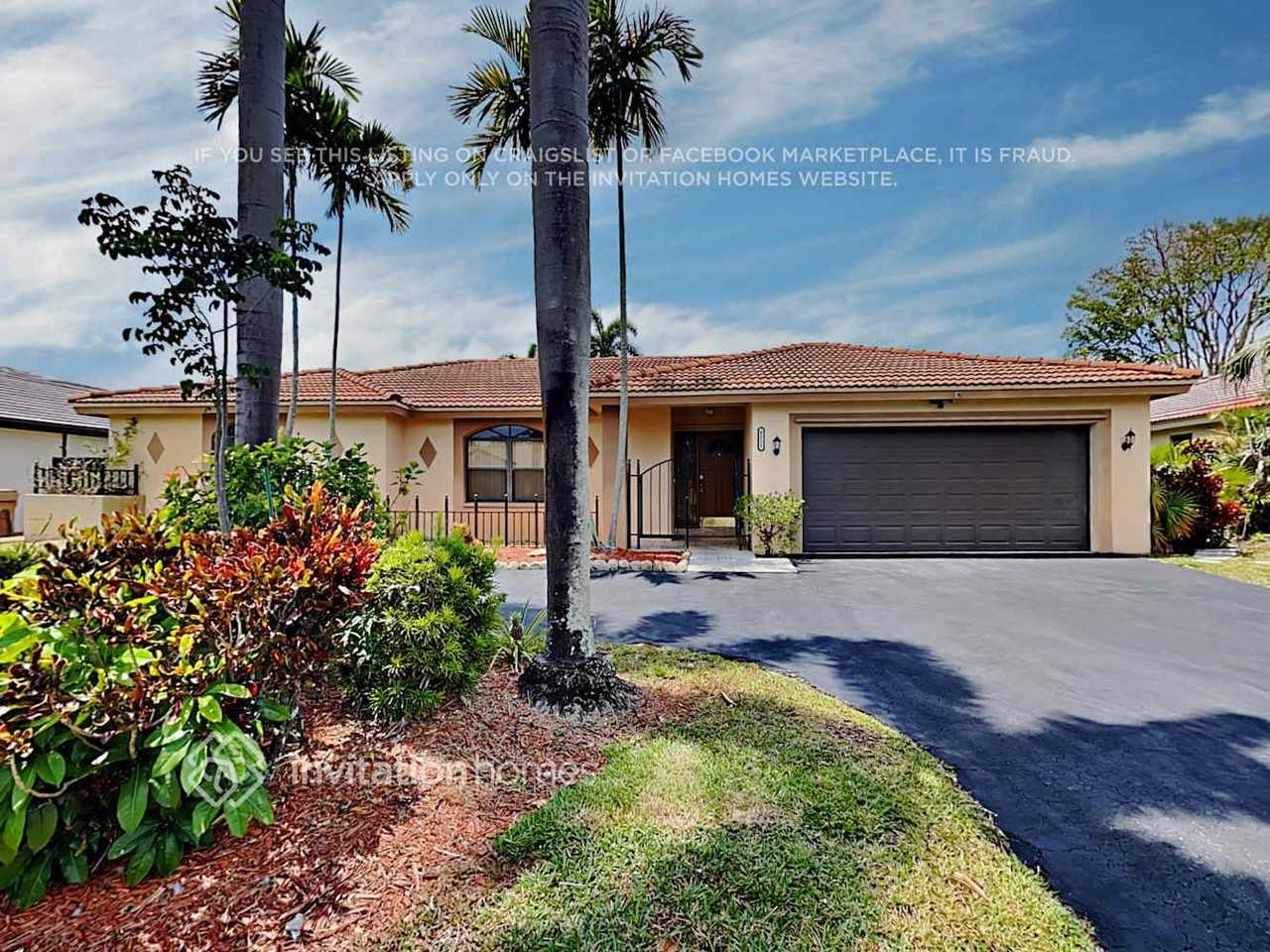 6251 Sedgewyck Cir W