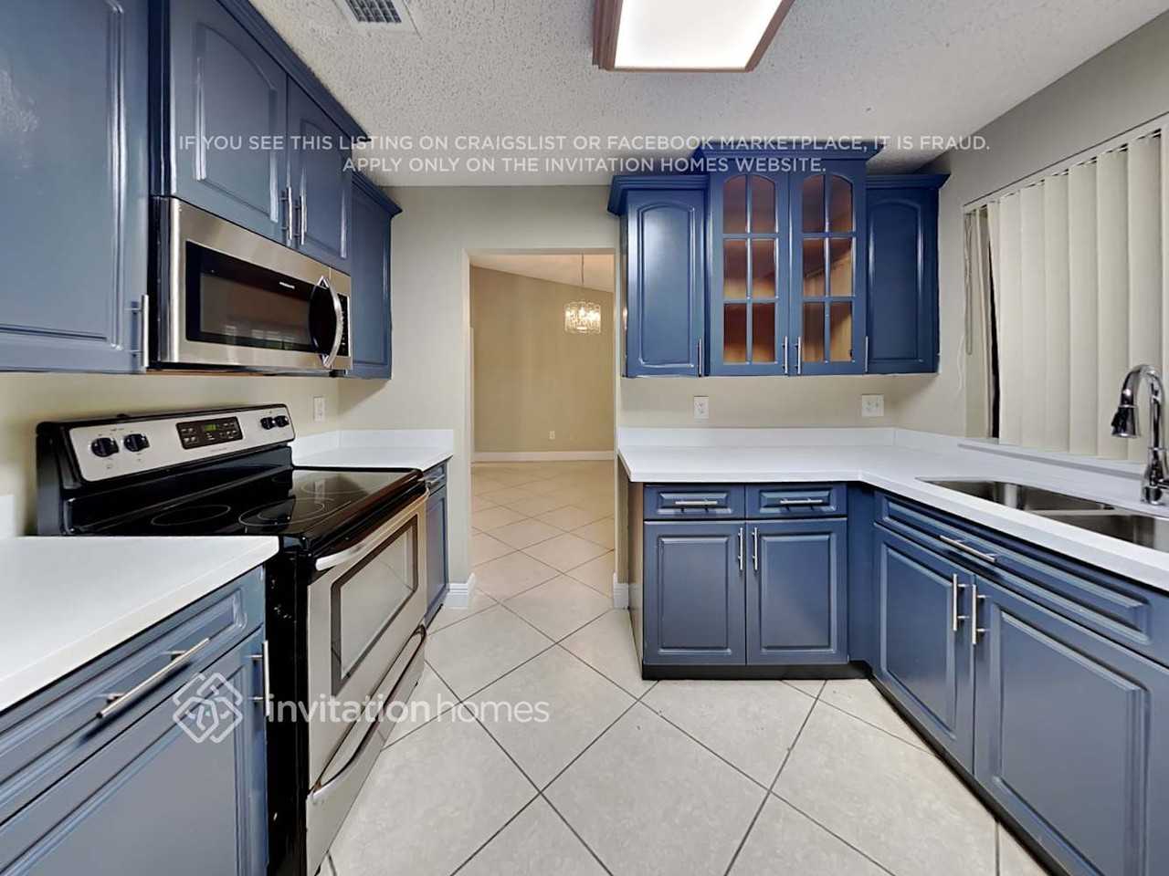 6251 Sedgewyck Cir W - Photo 7 of 19