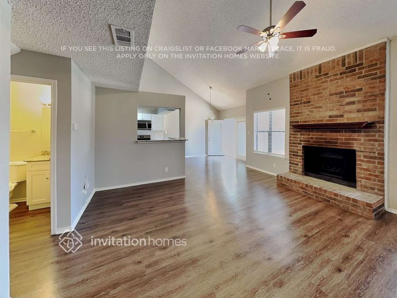 5608 Wembley Downs Dr - Photo 2 of 17