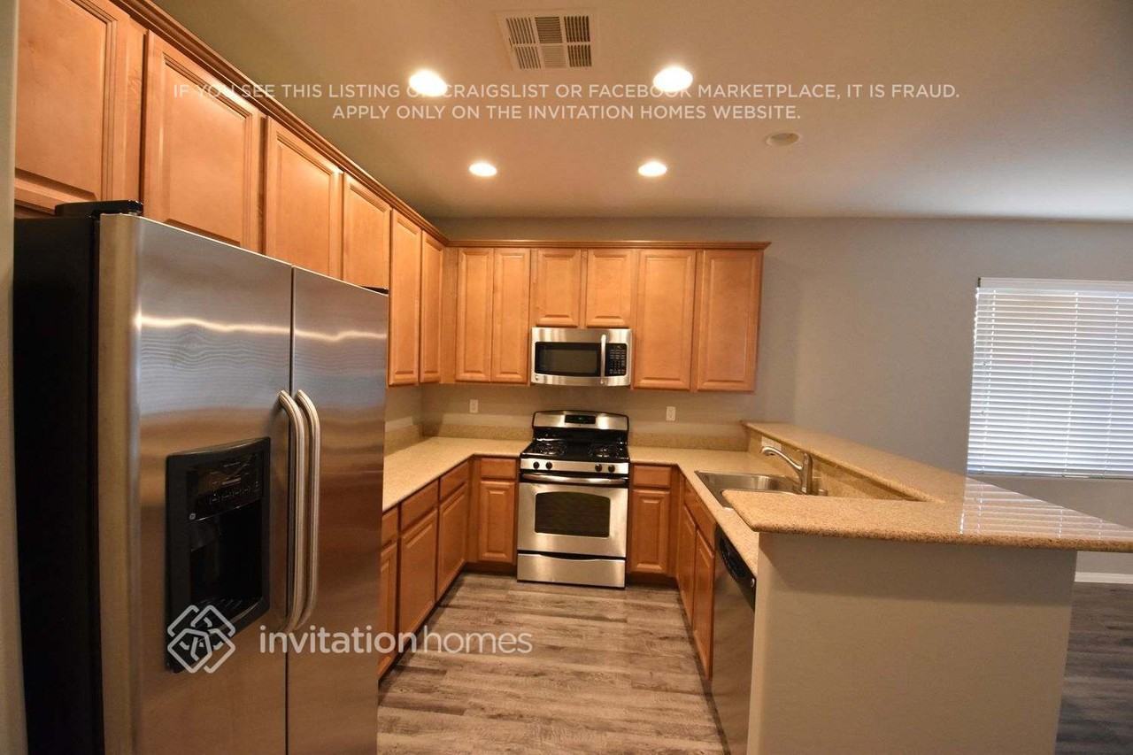 683 Calamus Palm Pl - Photo 6 of 16