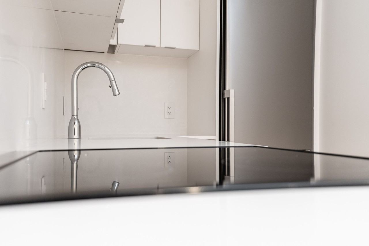 110 Wellesley Street East - Photo 4 of 12