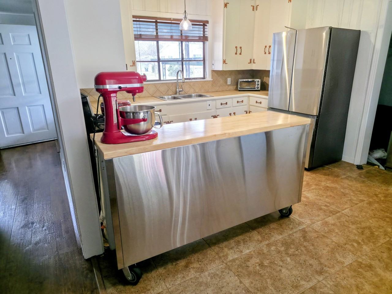 104 Riverside Dr #1 - Photo 5 of 14