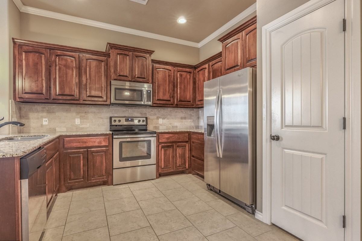 15900 Cantera Creek Dr #1 - Photo 6 of 14