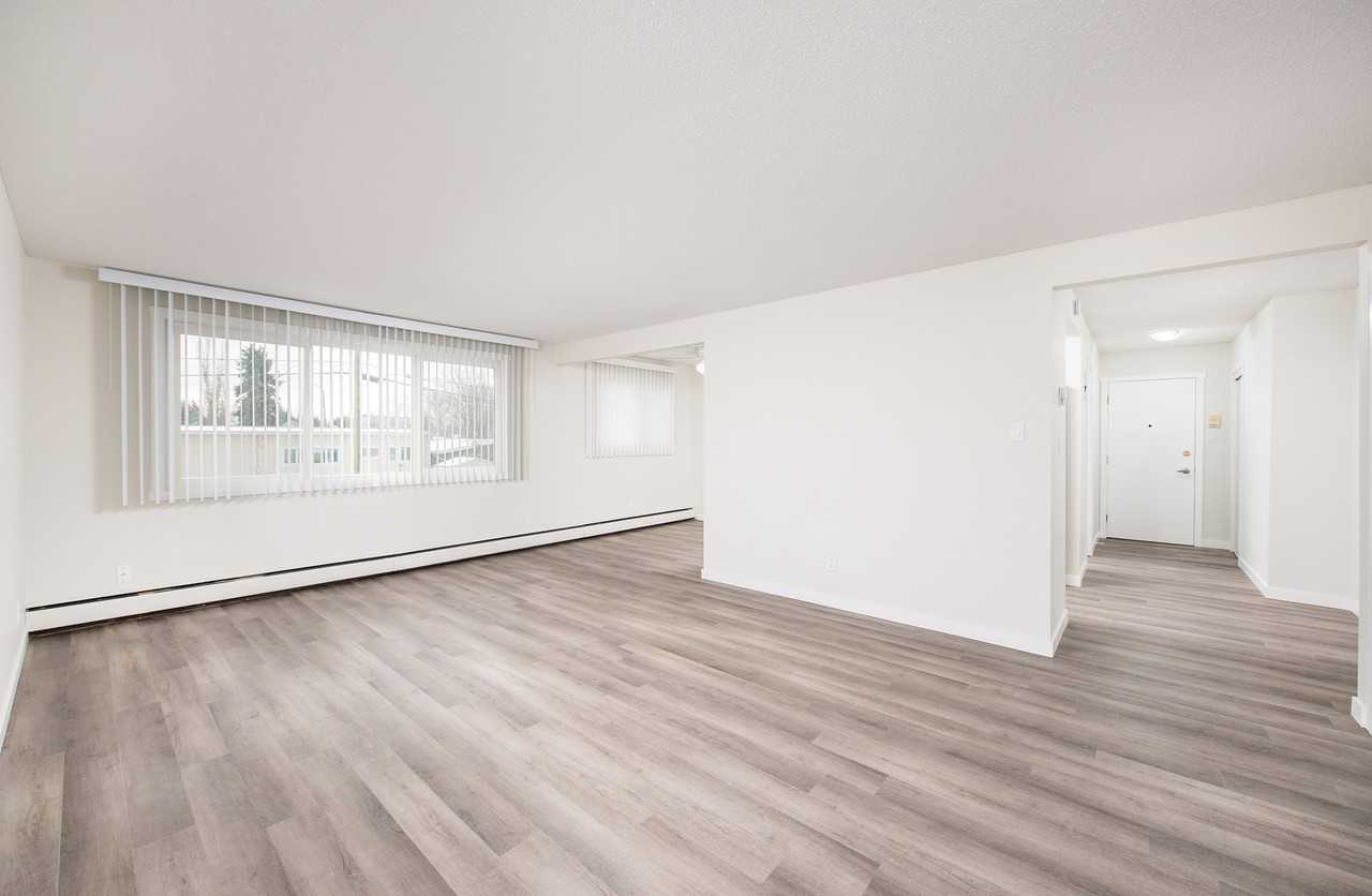 Stony Place Apartments - Photo 2 of 41