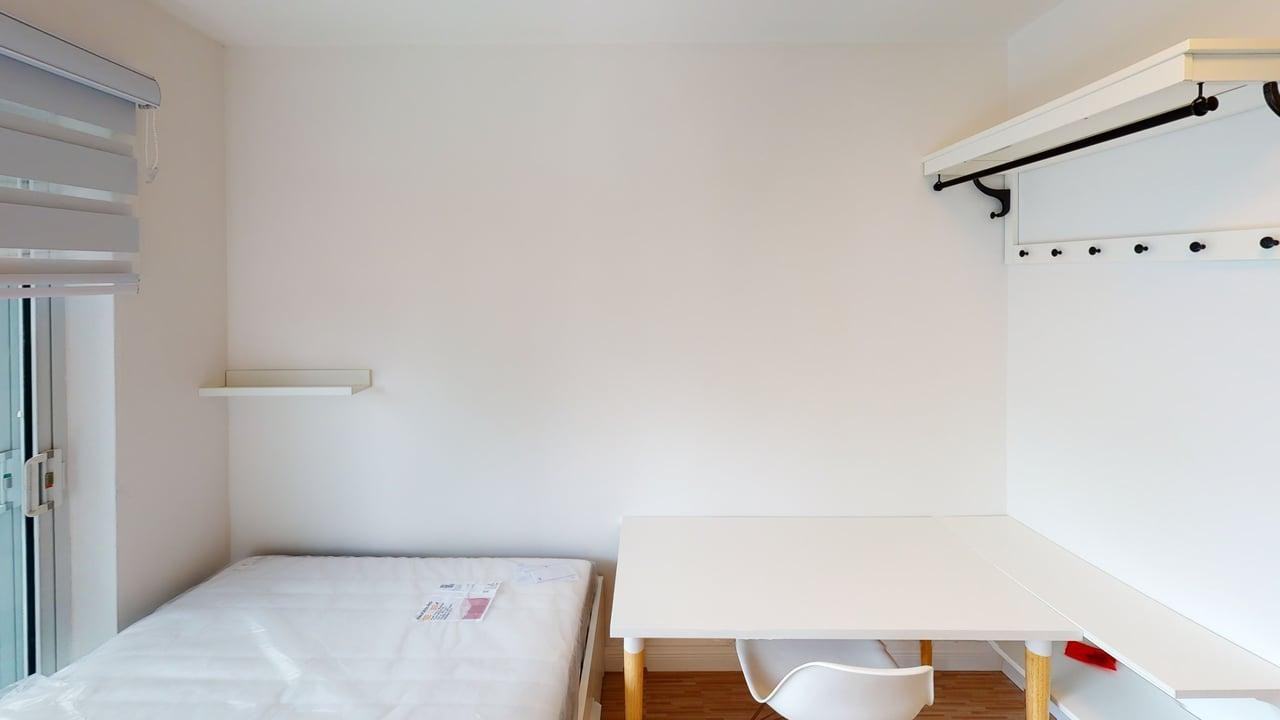 Lorne - Photo 2 of 10