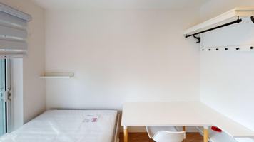 featured image of 3566 Av Lorne