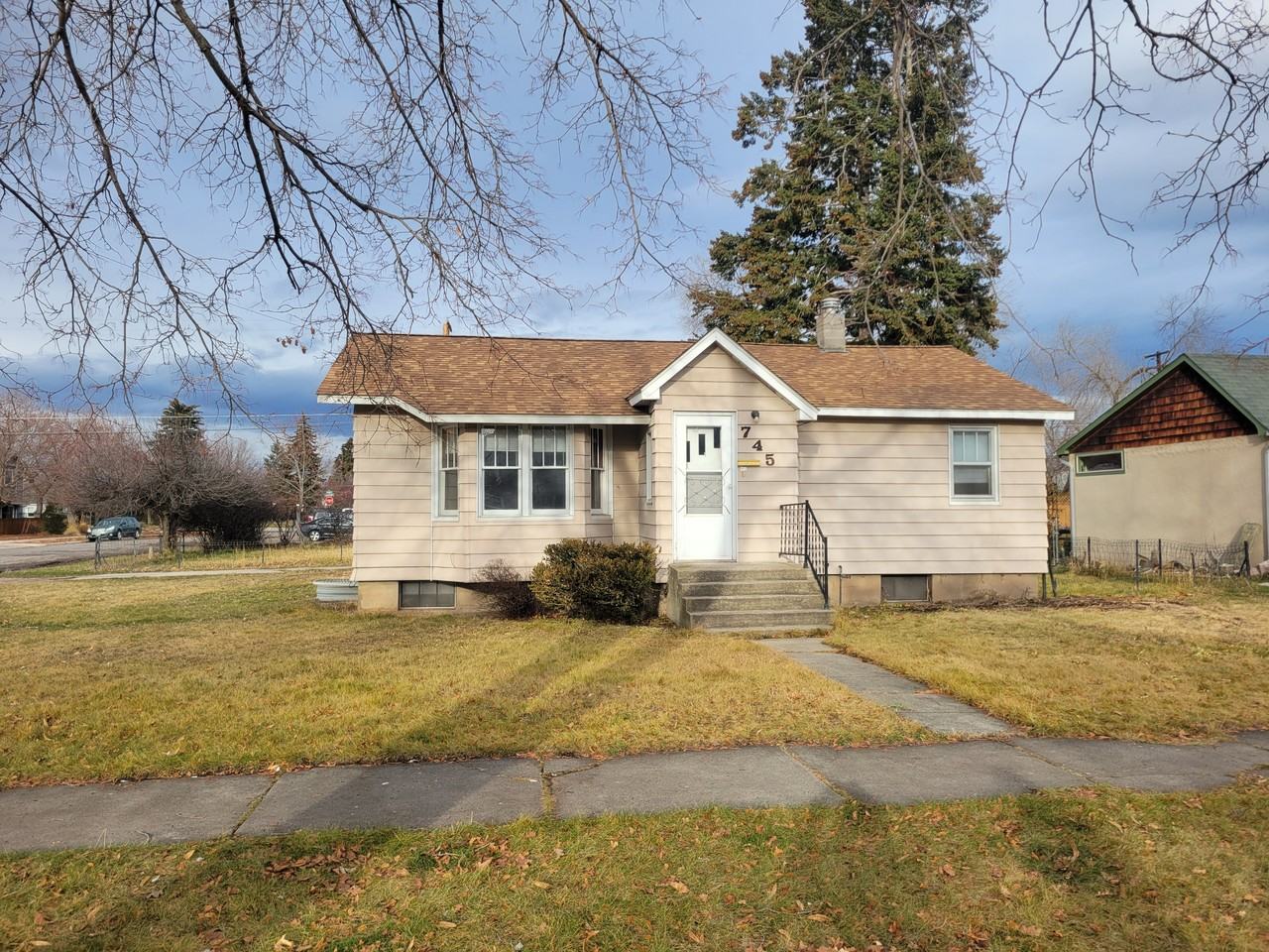 745 Edith St #1 - Photo 2 of 12