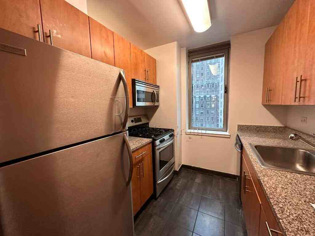 2 Gold St #1503 - Photo 5 of 6