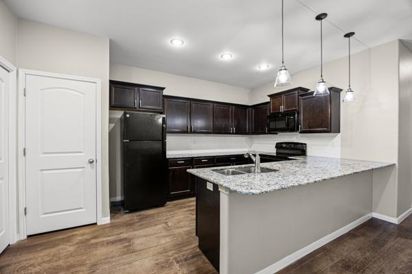 100 Stockton Family Ct - Photo 6 of 20