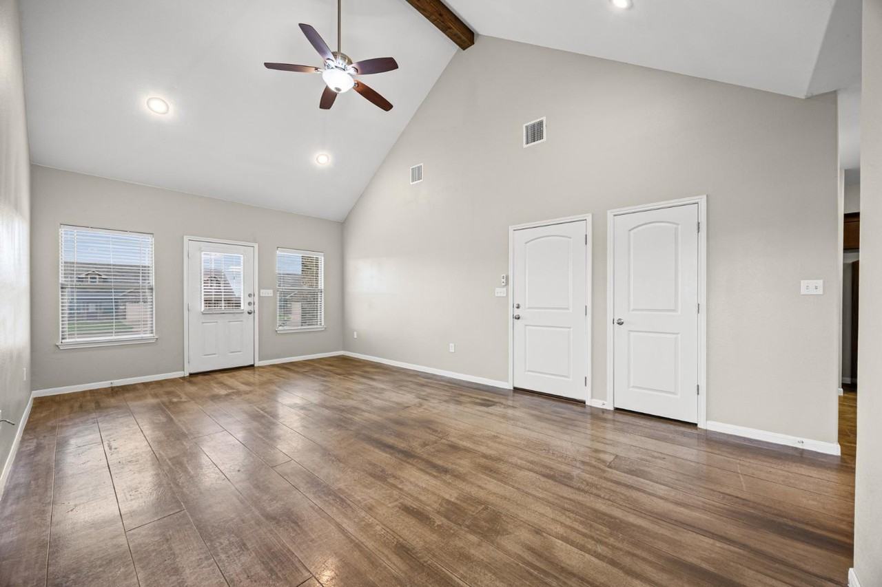 100 Stockton Family Ct - Photo 7 of 20