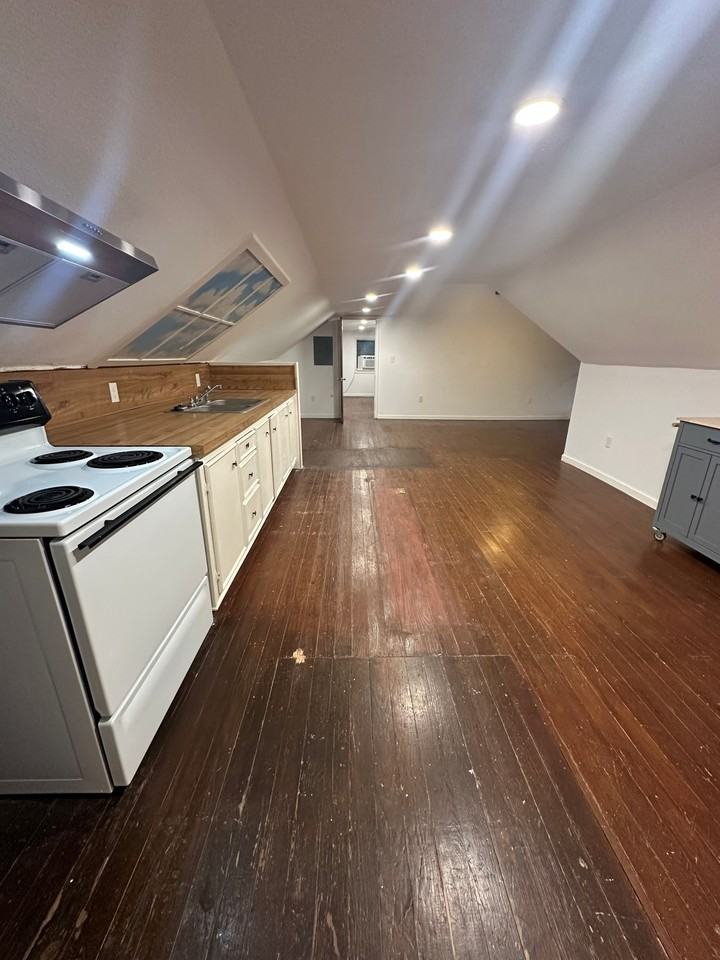 1060 Garden Street - 1060 B #1060B - Photo 7 of 12