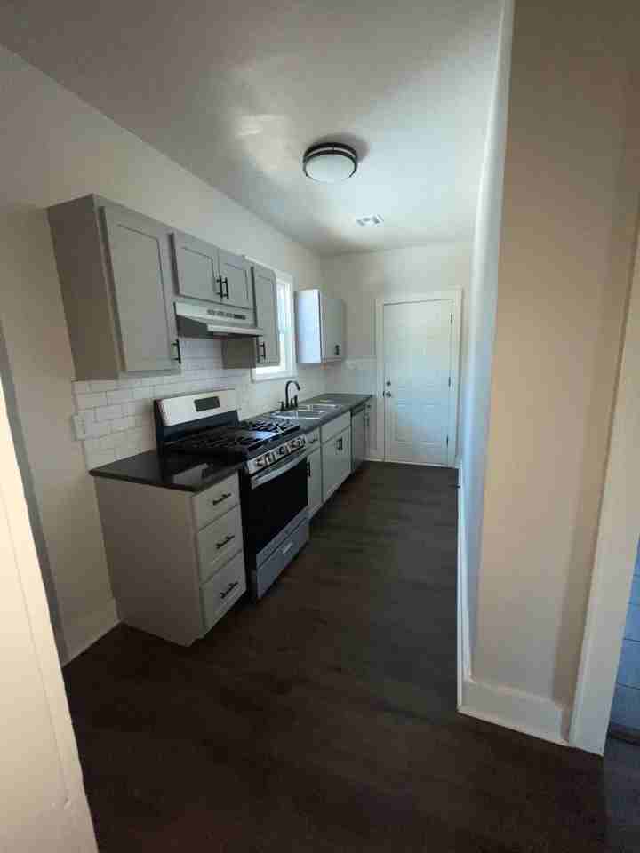 516 E. Harrison Ave - Photo 6 of 8