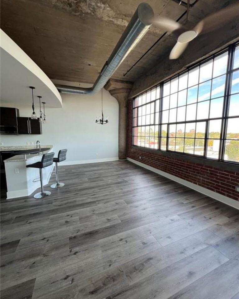 4100 Forest Park Ave - Photo 5 of 11