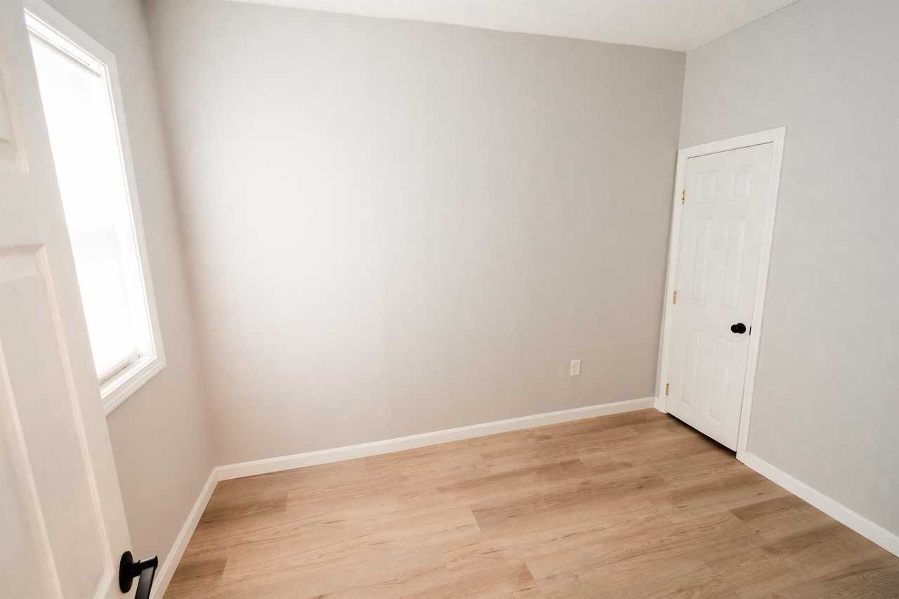 45 Morris St #1 - Photo 7 of 11