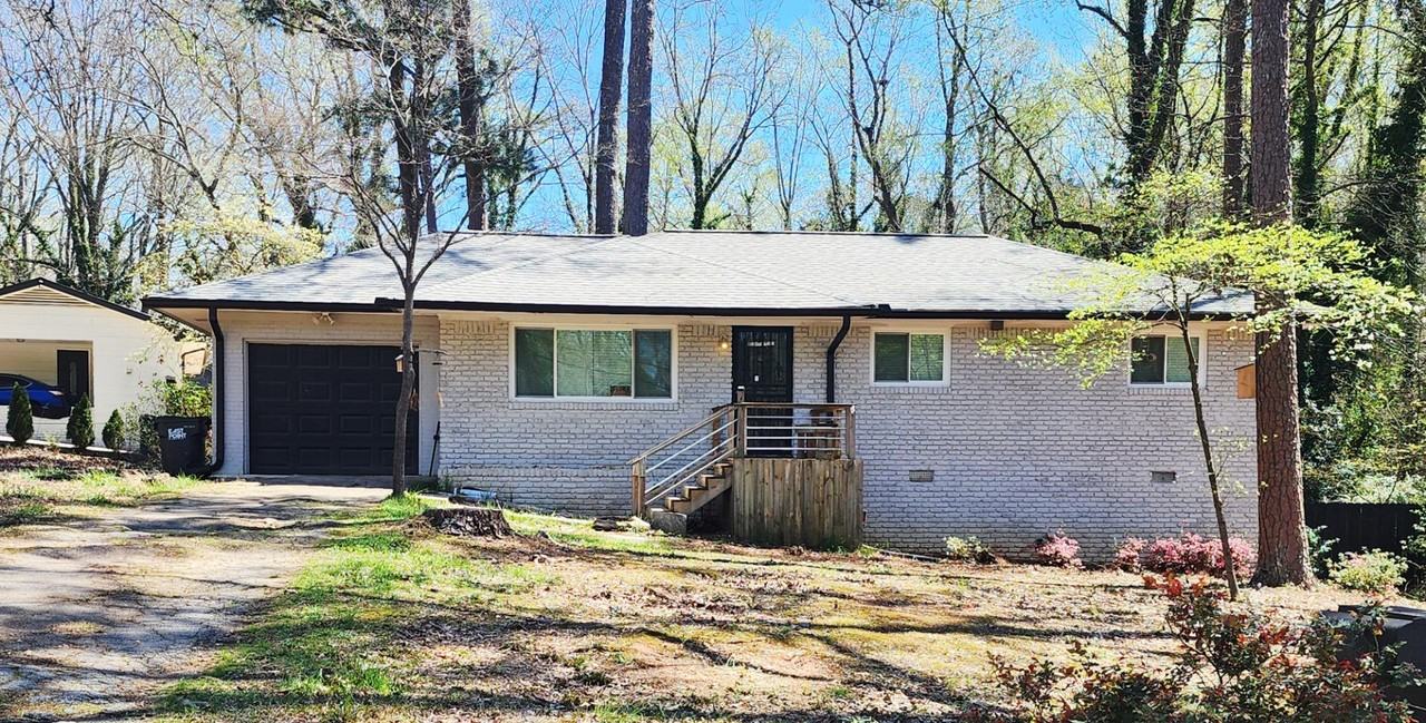 3158 Cloverhurst Dr - Photo 2 of 20