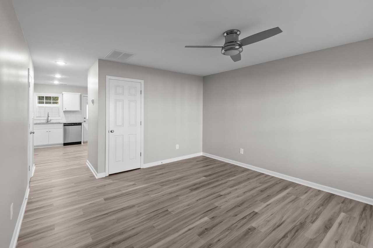 1228 Cross Creek Circle - Photo 2 of 10