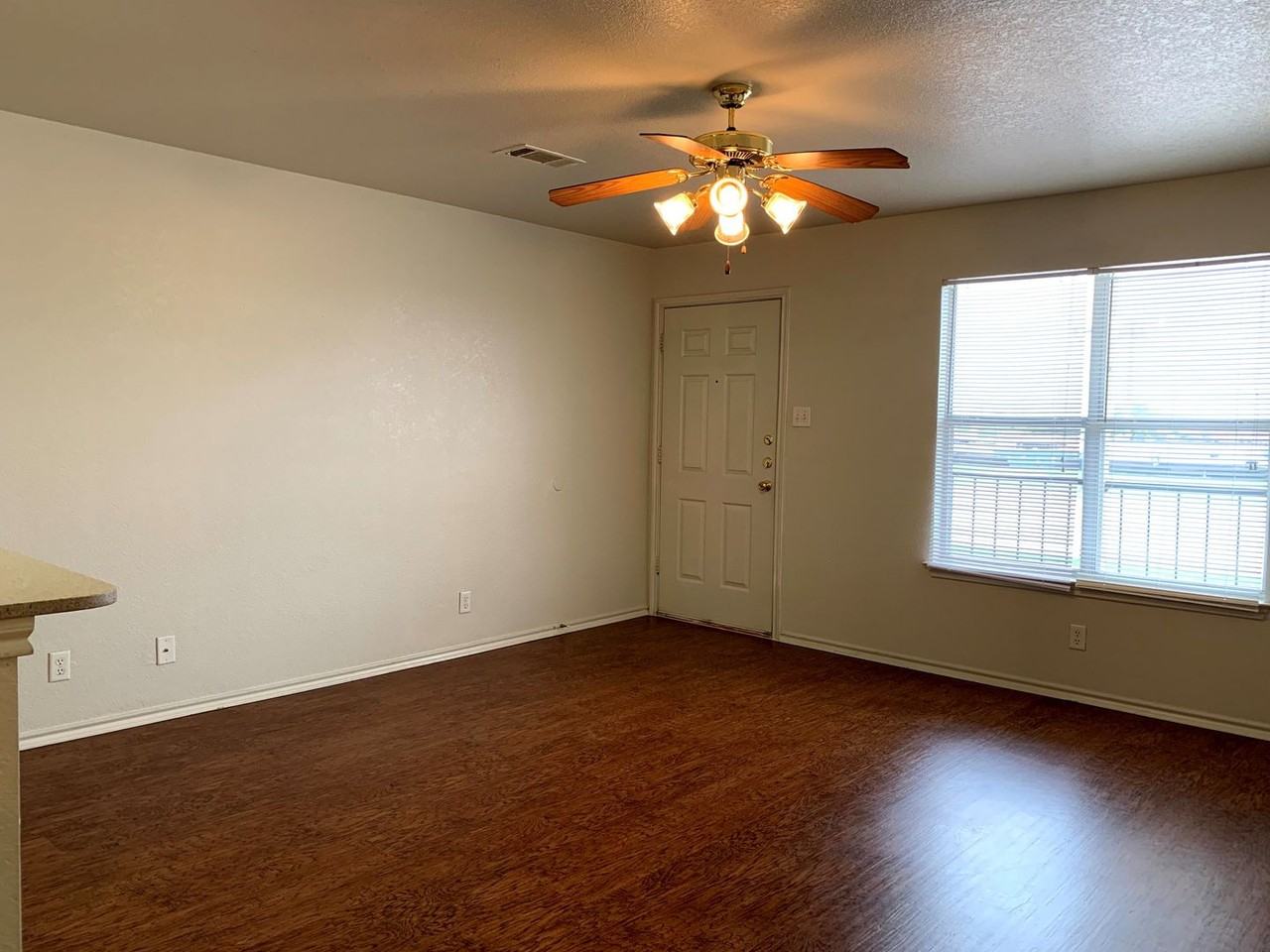 411 E Central TX Expwy - Photo 4 of 24