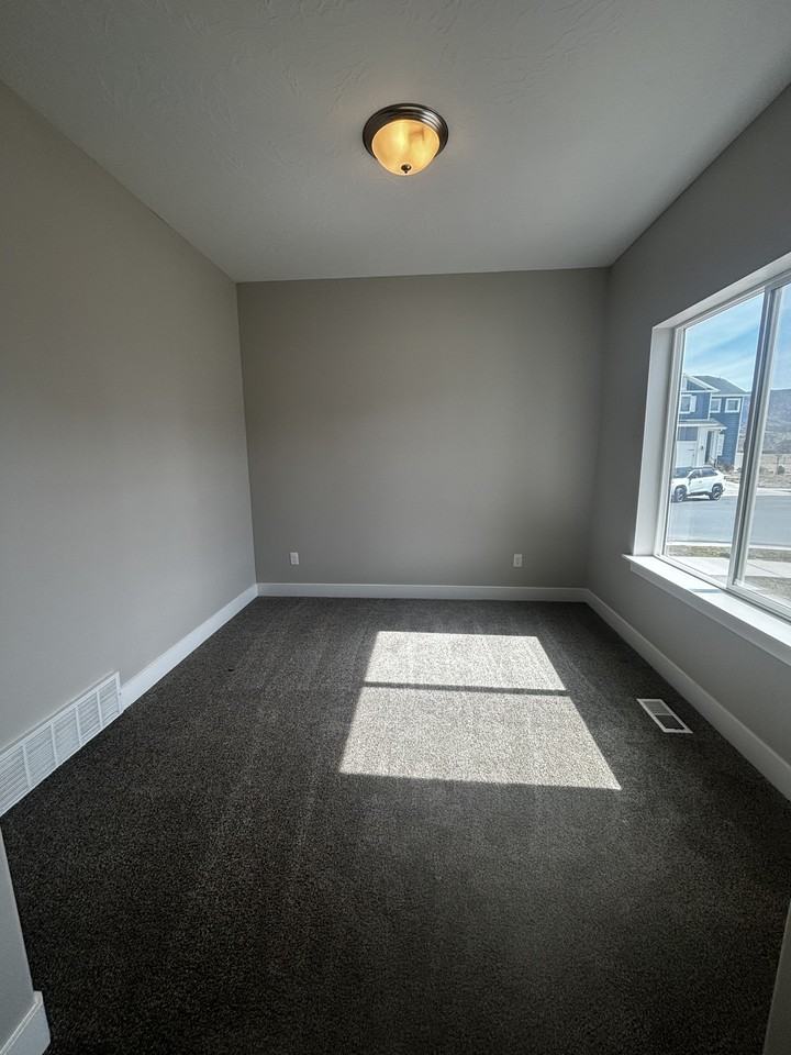 1373 E Bell Buoy Way #1 - Photo 3 of 41