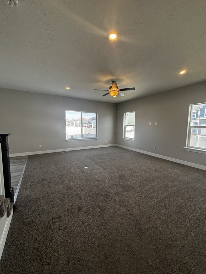 1373 E Bell Buoy Way #1 - Photo 5 of 41