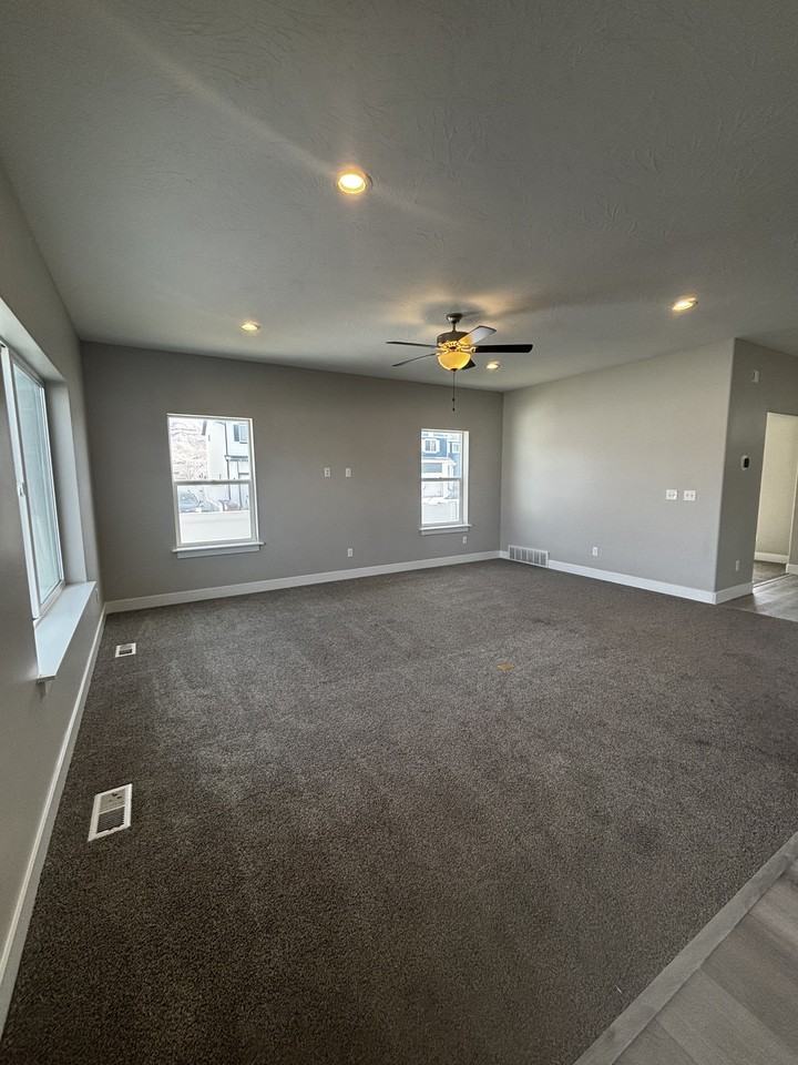 1373 E Bell Buoy Way #1 - Photo 6 of 41