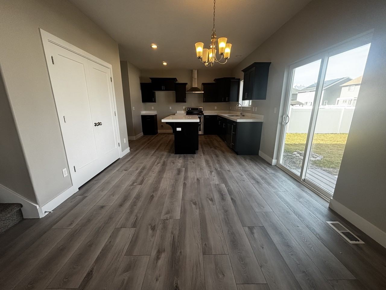 1373 E Bell Buoy Way #1 - Photo 7 of 41