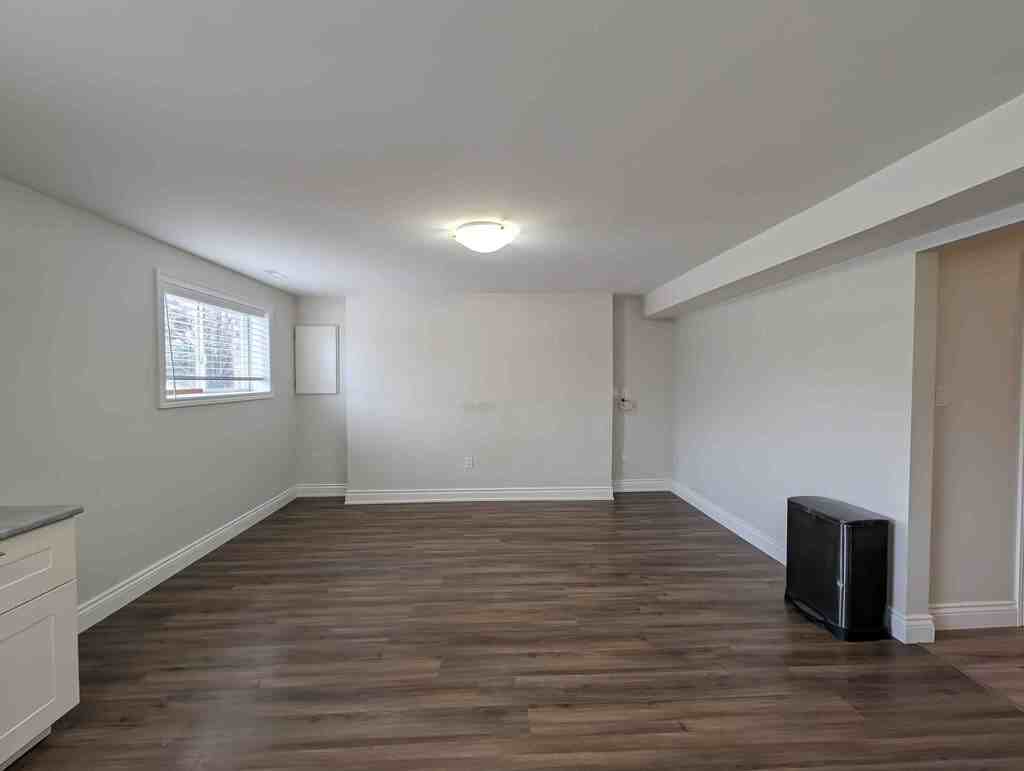 62 Adel Dr - Photo 3 of 19