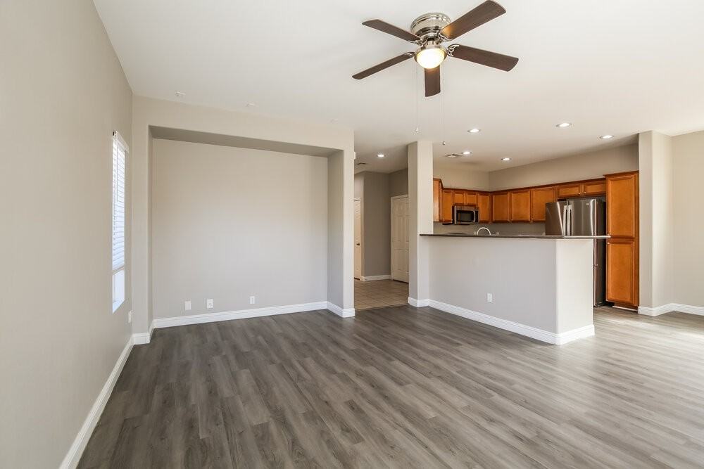 6347 Blushing Willow St - Photo 6 of 17